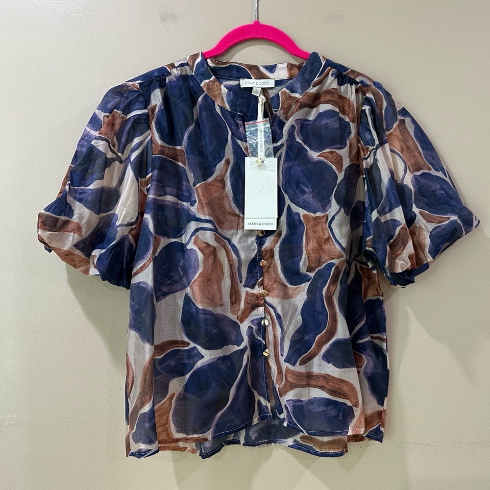 NWT Lucky & Coco Women's L Abstract Sheer Button Up Puff Sleeve Top Multicolor